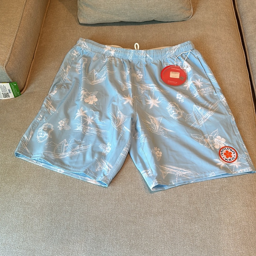 BNWT XXL Mauna Kea men’s swimsuit